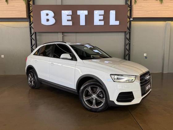 AUDI Q3 2.0 TFSI AMBIENTE QUATTRO 4P GASOLINA S TRONIC